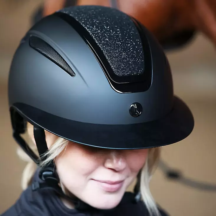 Kypärä Air Matte Mips S 53-55 musta HS - Päähineet ja kypärät - 7320276035982 - 1