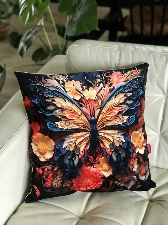 Tyyny perhonen 45x45cm KABOO - Tuotteita omistajalle ja ratsastajalle - Kabootyyny49 - 1